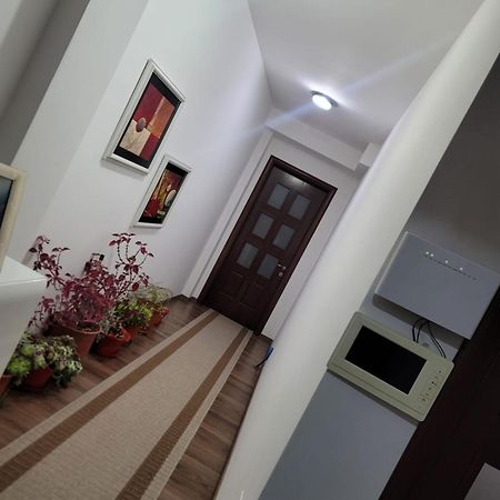 Guesthouse Kocibelli Korce Exterior photo